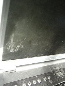How to Clean a Laptop Screen With Household Products : 7 Steps ...