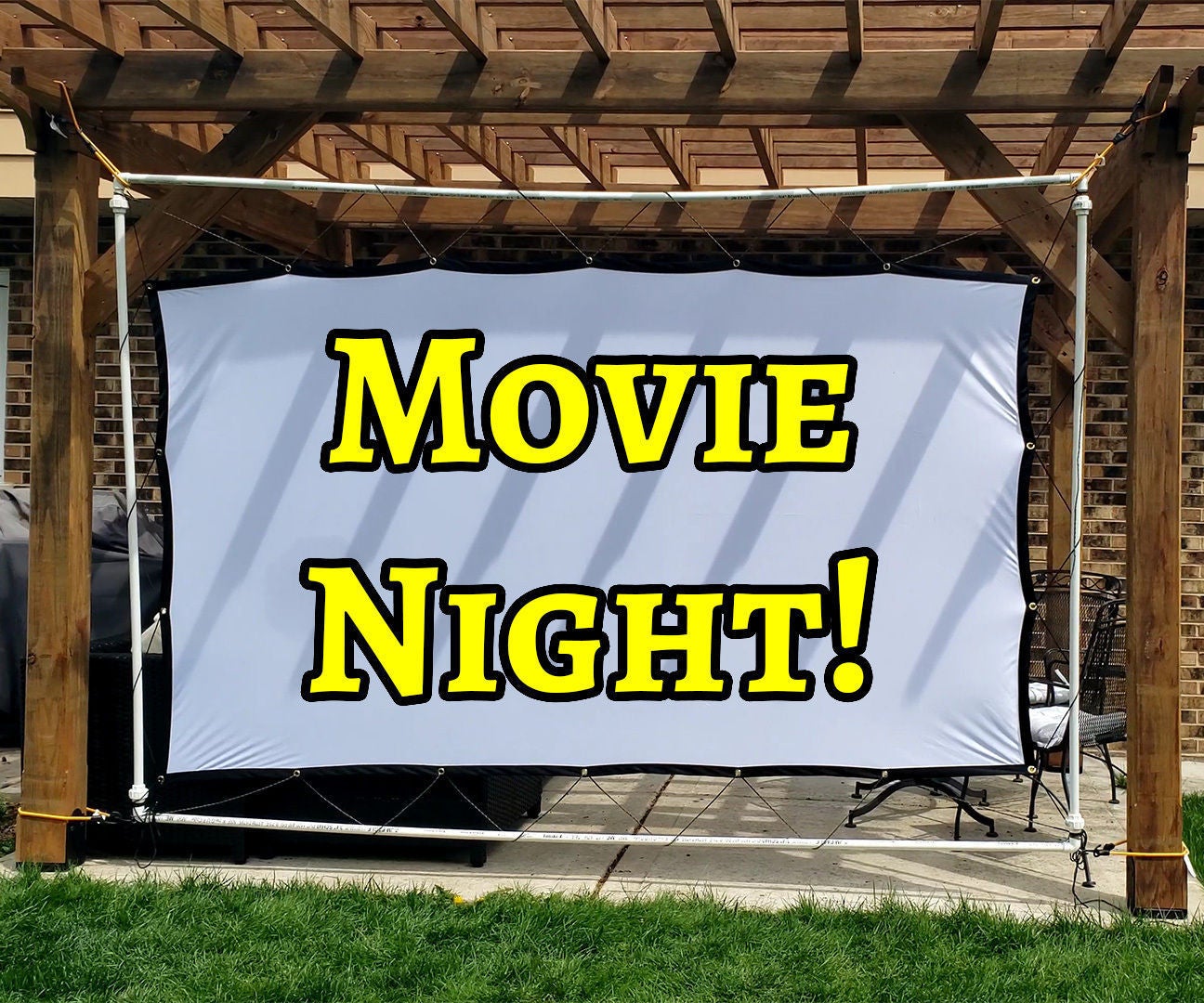 DIY Inexpensive Collapsible Projector Screen Frame : 8 Steps (with ...