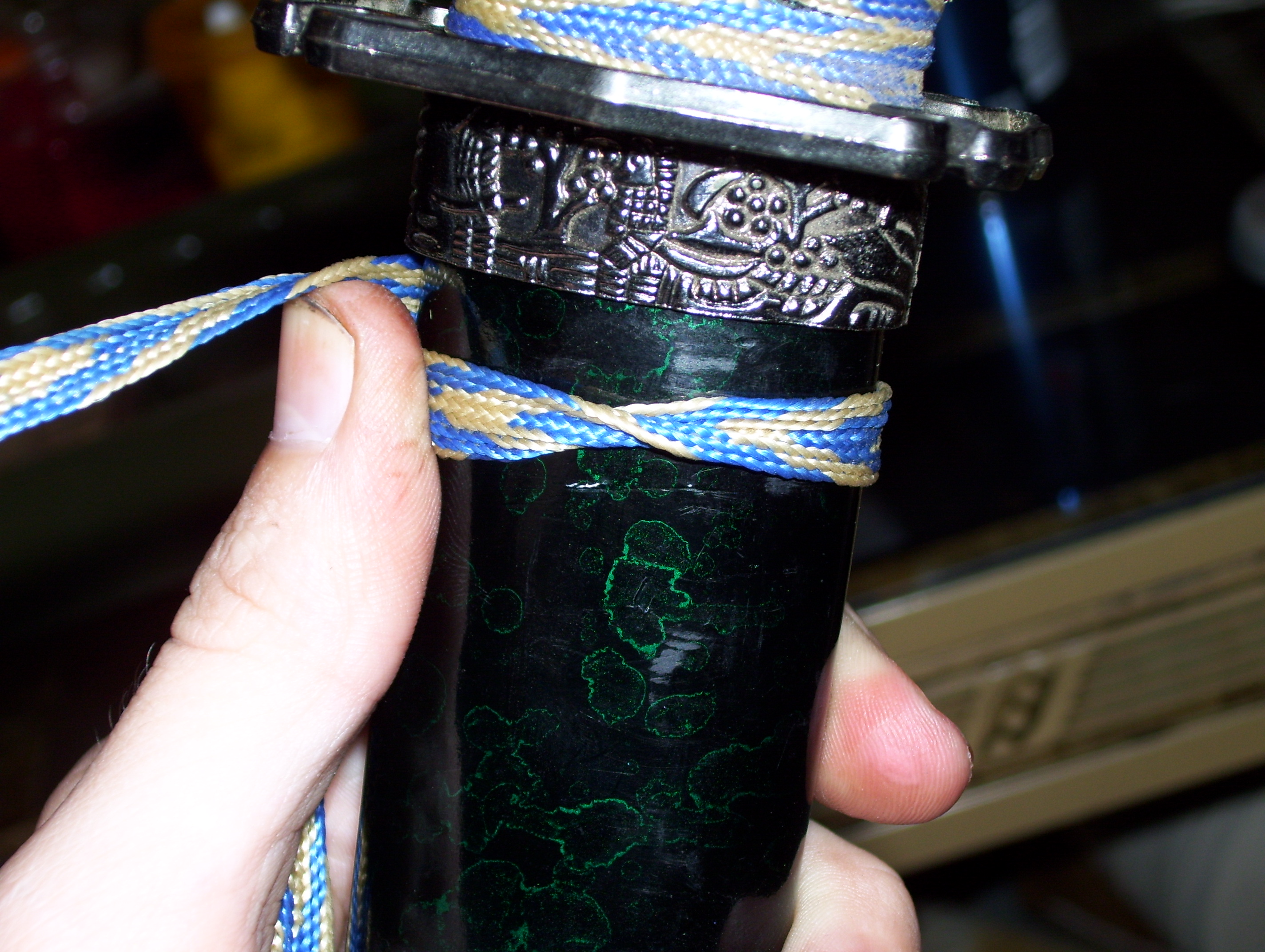 How to Wrap a Samurai Sword Handle 7 Steps Instructables