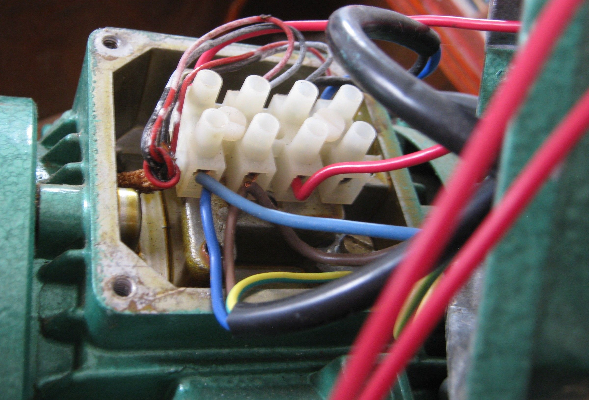 Build a Chamber Vacuum Sealer. 7 Steps Instructables