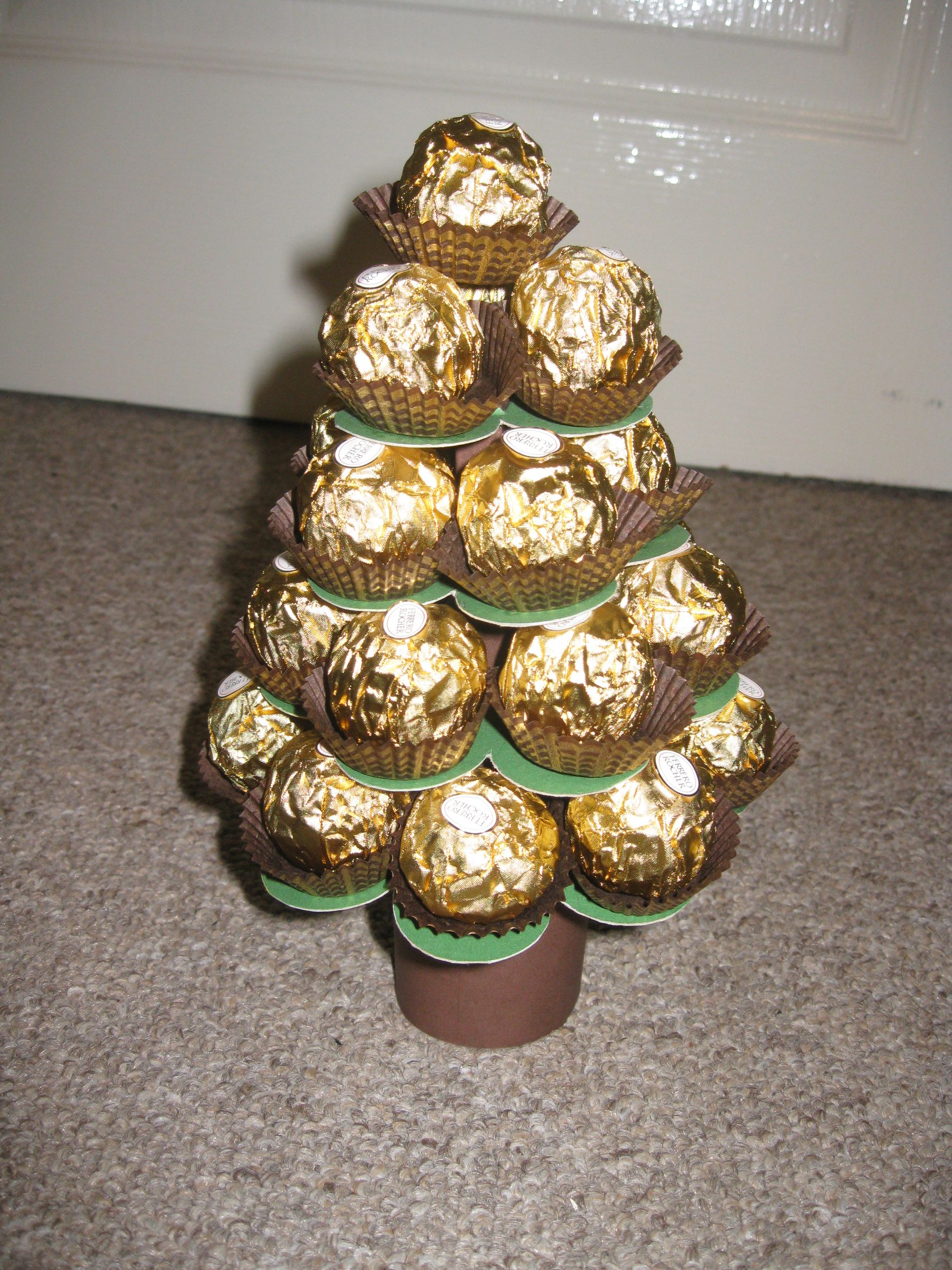 Mini Ferrero Christmas Tree Calender