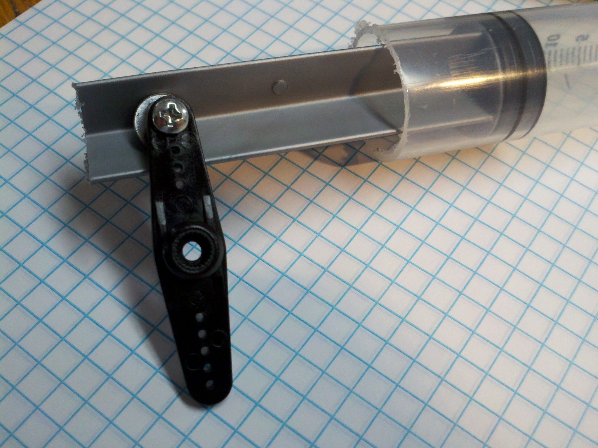 Universal Gripper Syringe Powered 7 Steps (with Pictures