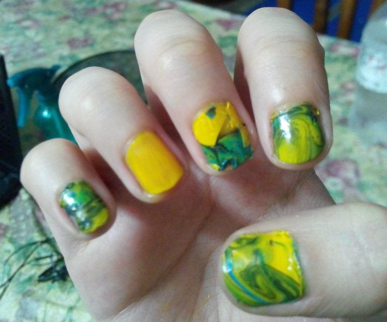 Nail Art Hack 2 (marble Nails) for Cheap Nail Enamels