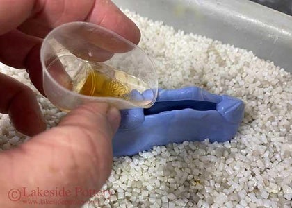 Preparing and Pouring the Resin Epoxy