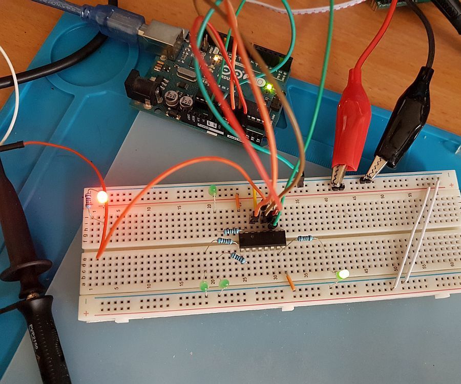 74HC595 Shift Register With Arduino Uno