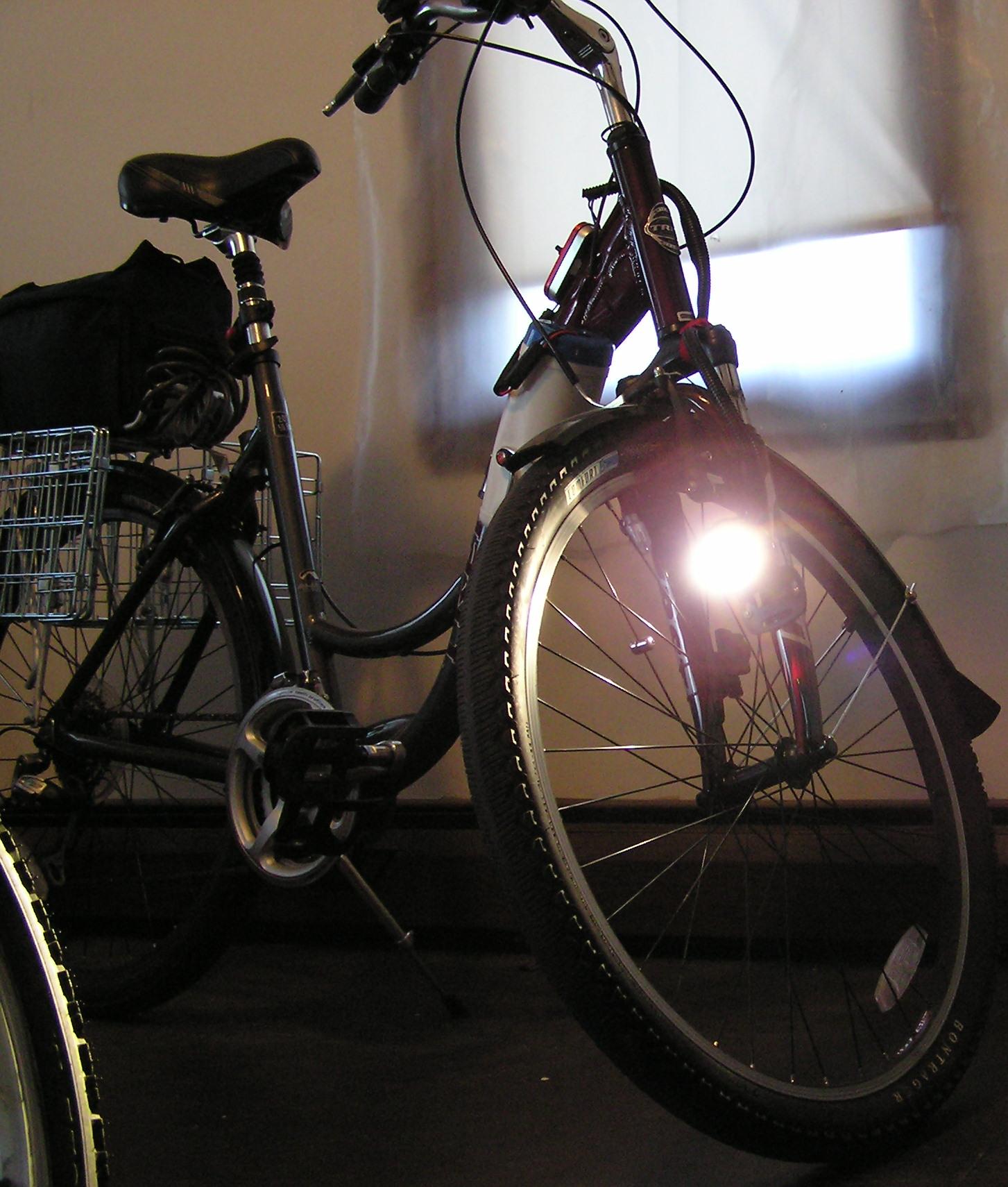 Simple, Bright, CHEAP Bicycle Lighting System