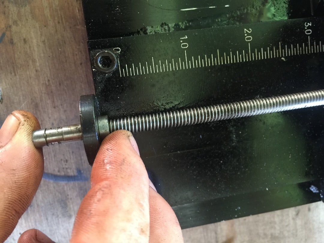 Slide Leadscrew Out