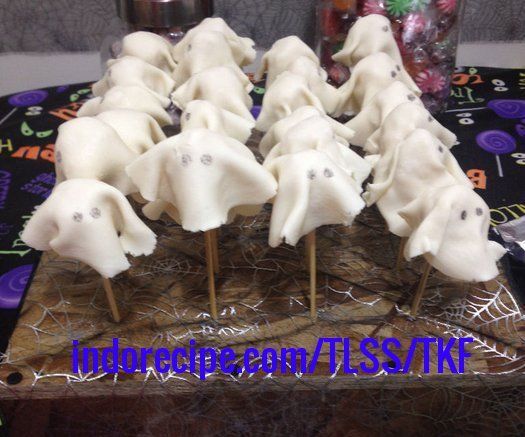 Rice Krispies Ghosts