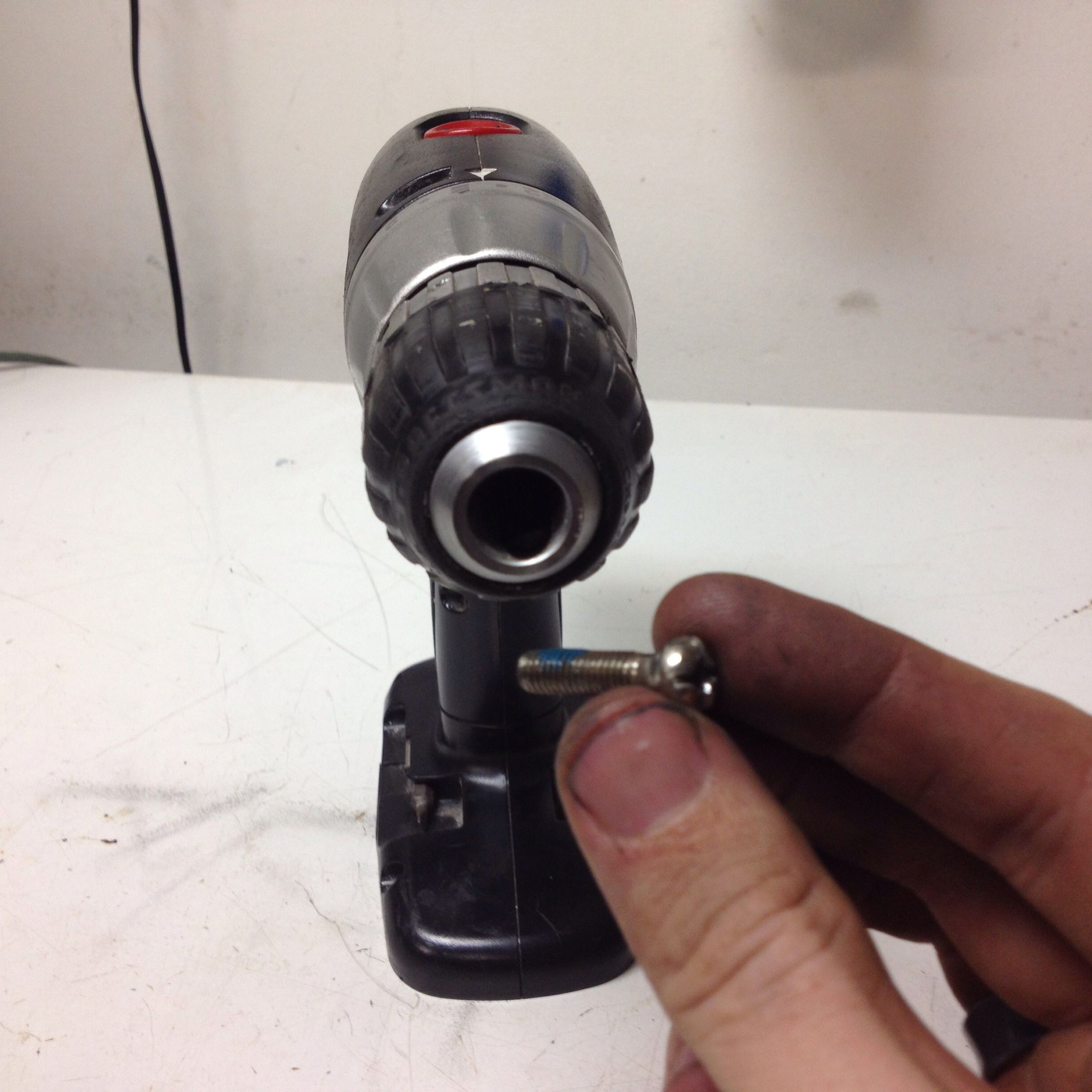 How to Disassemble a Keyless Drill Chuck 9 Steps (with Pictures