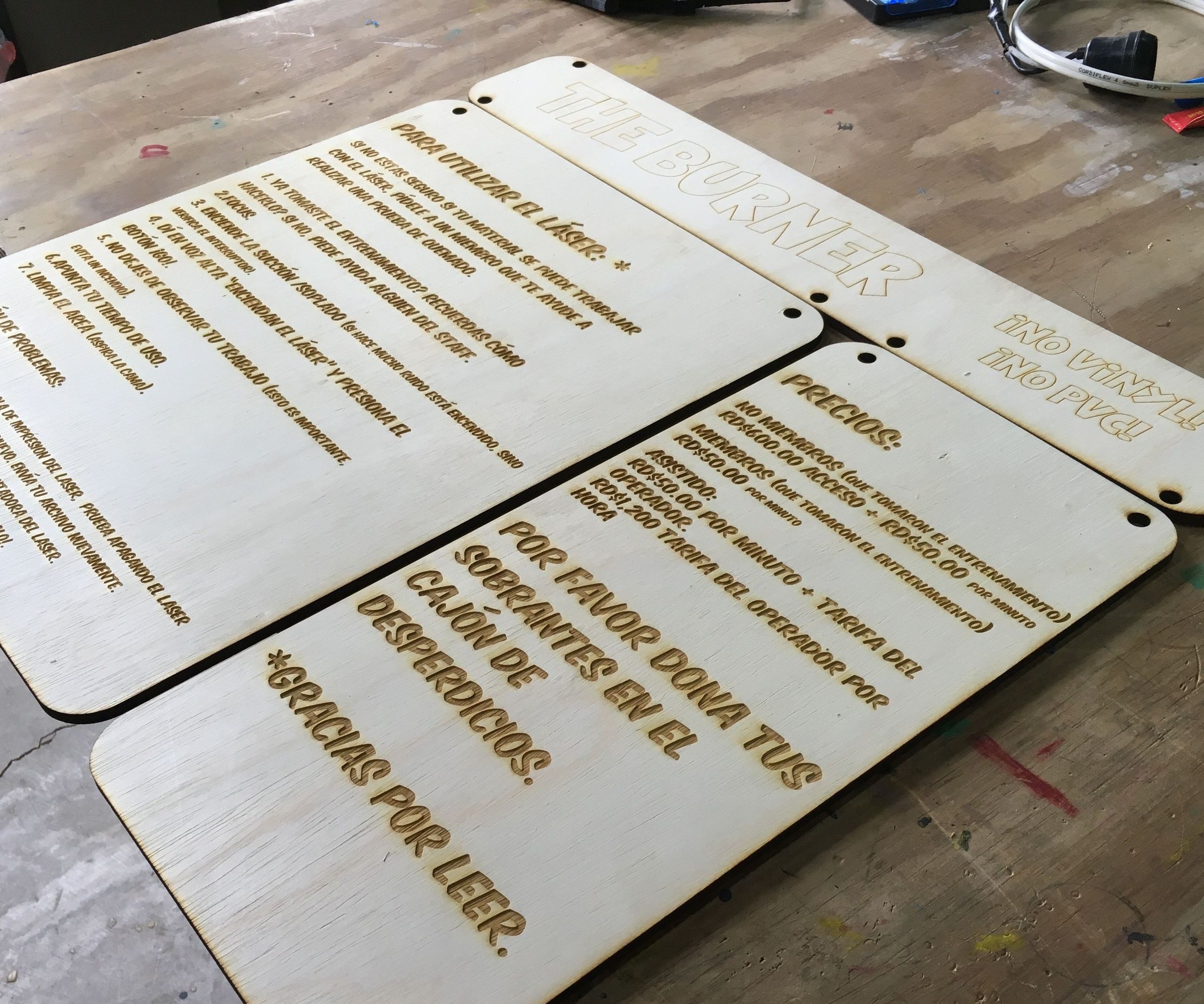 Letrero De Madera Cortado En Laser Para Makerspace