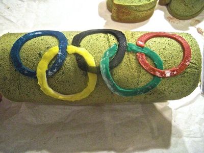 Olympic Cake: Green Tea Roll With Black Bean Cream
