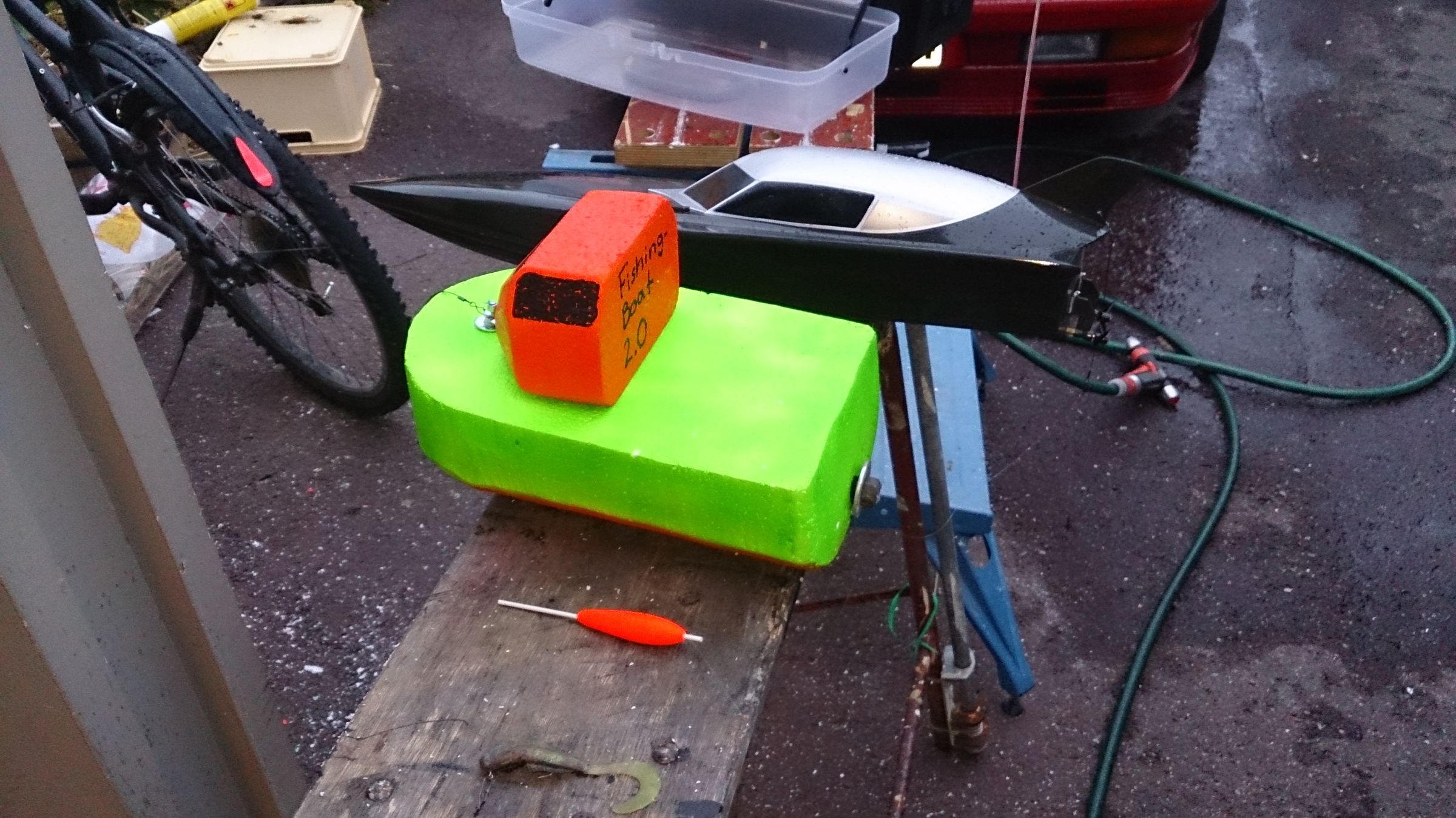 Styrofoam Fishing Boat/Barge for RC Trolling 5 Steps Instructables