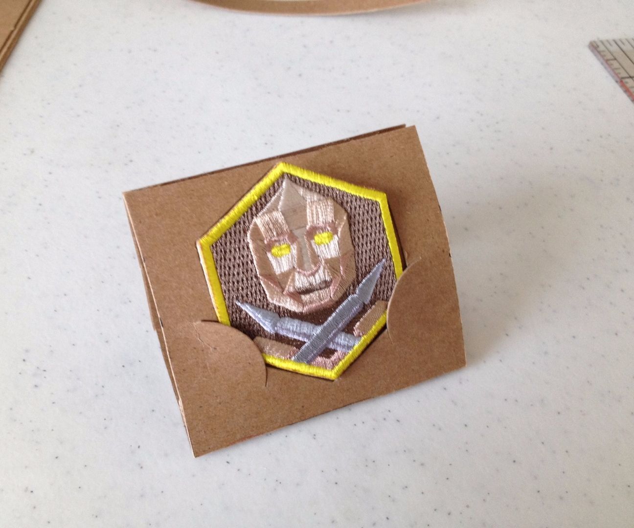 How to Repurpose a Diy.org Patch Mailer Into a Patch Stand