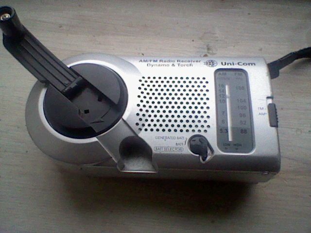 wind up radio 3v power supply