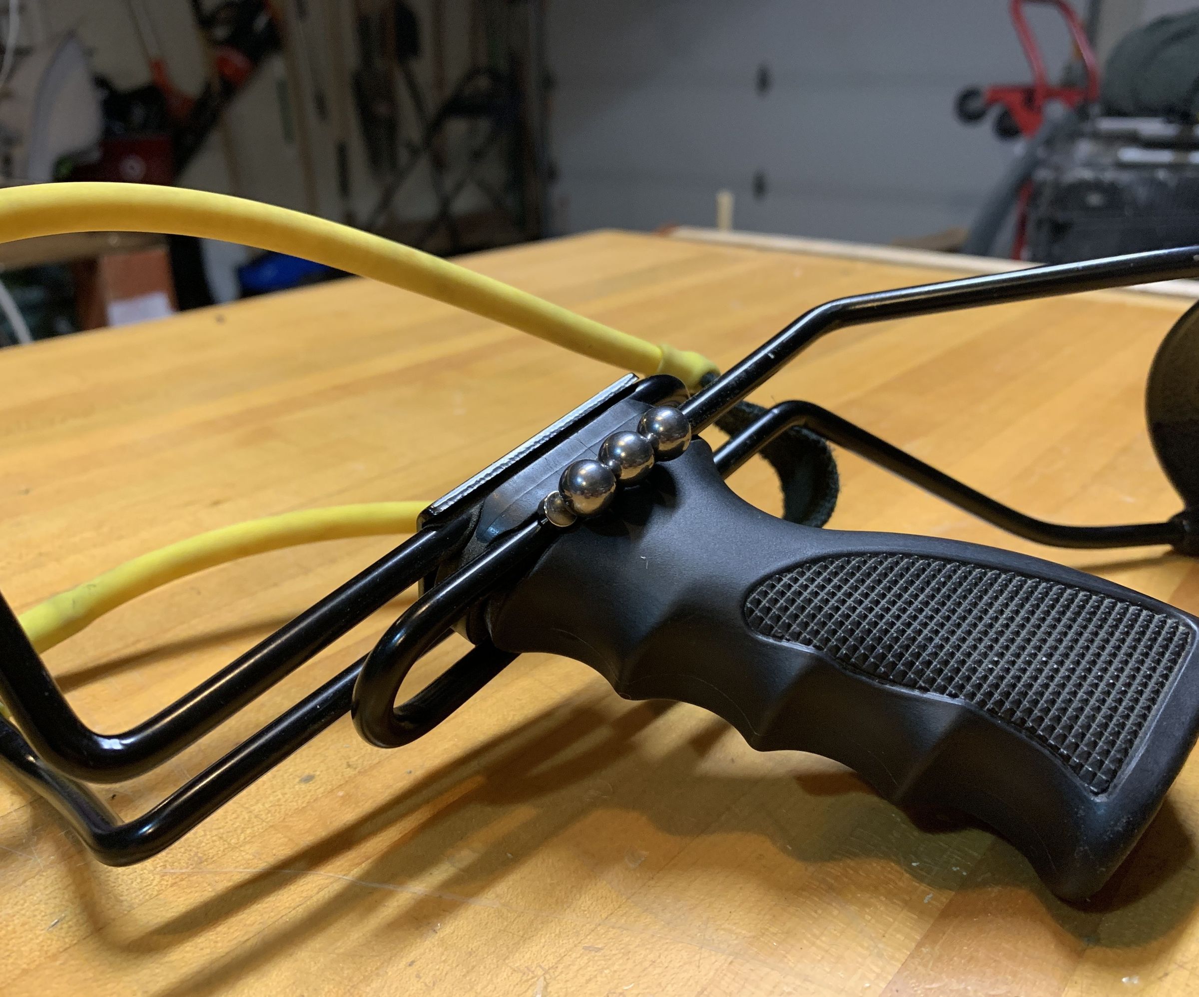 Slingshot Ammo Fixture