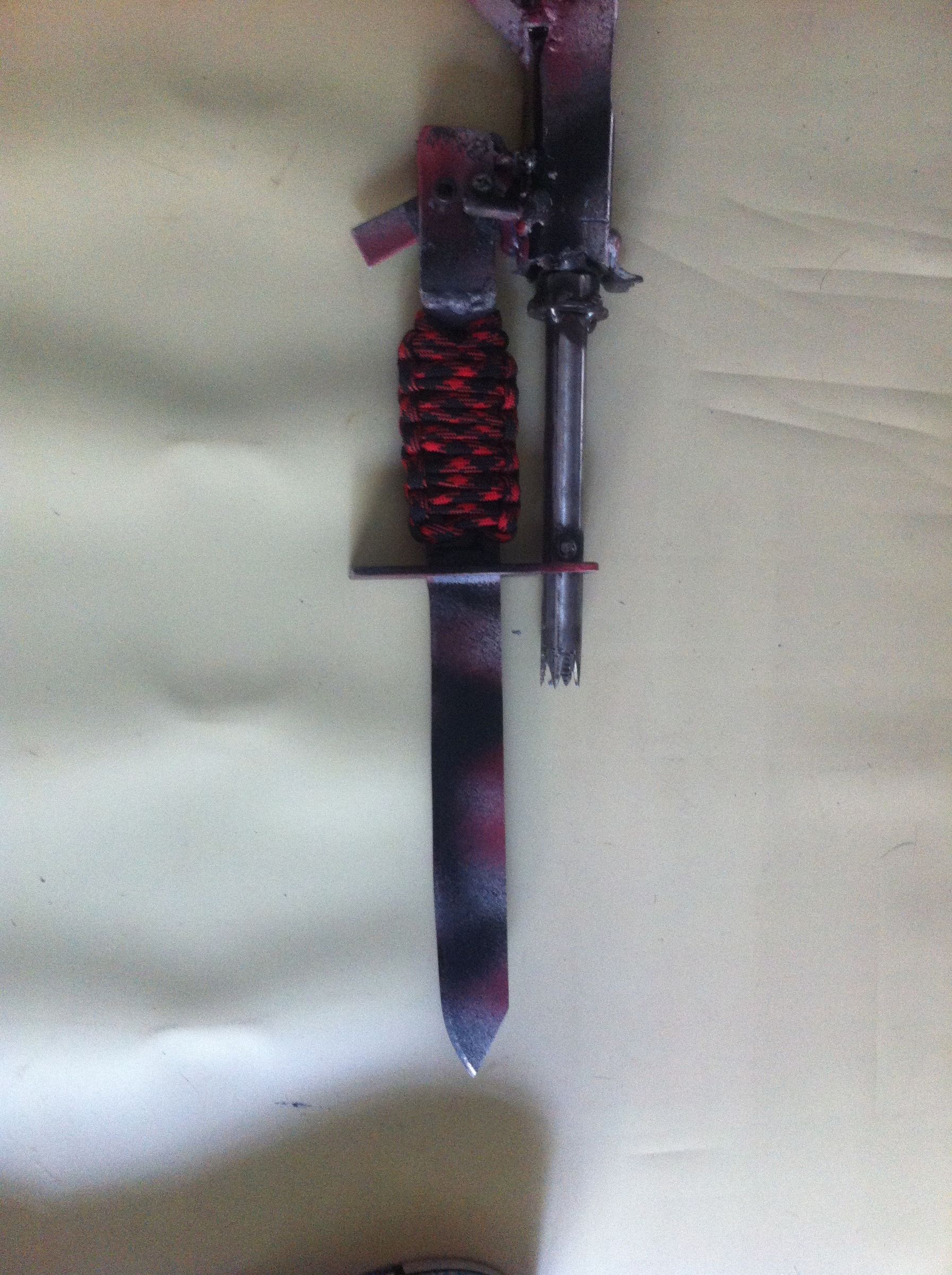 How to Attach a Bayonet to a Homemade Gun