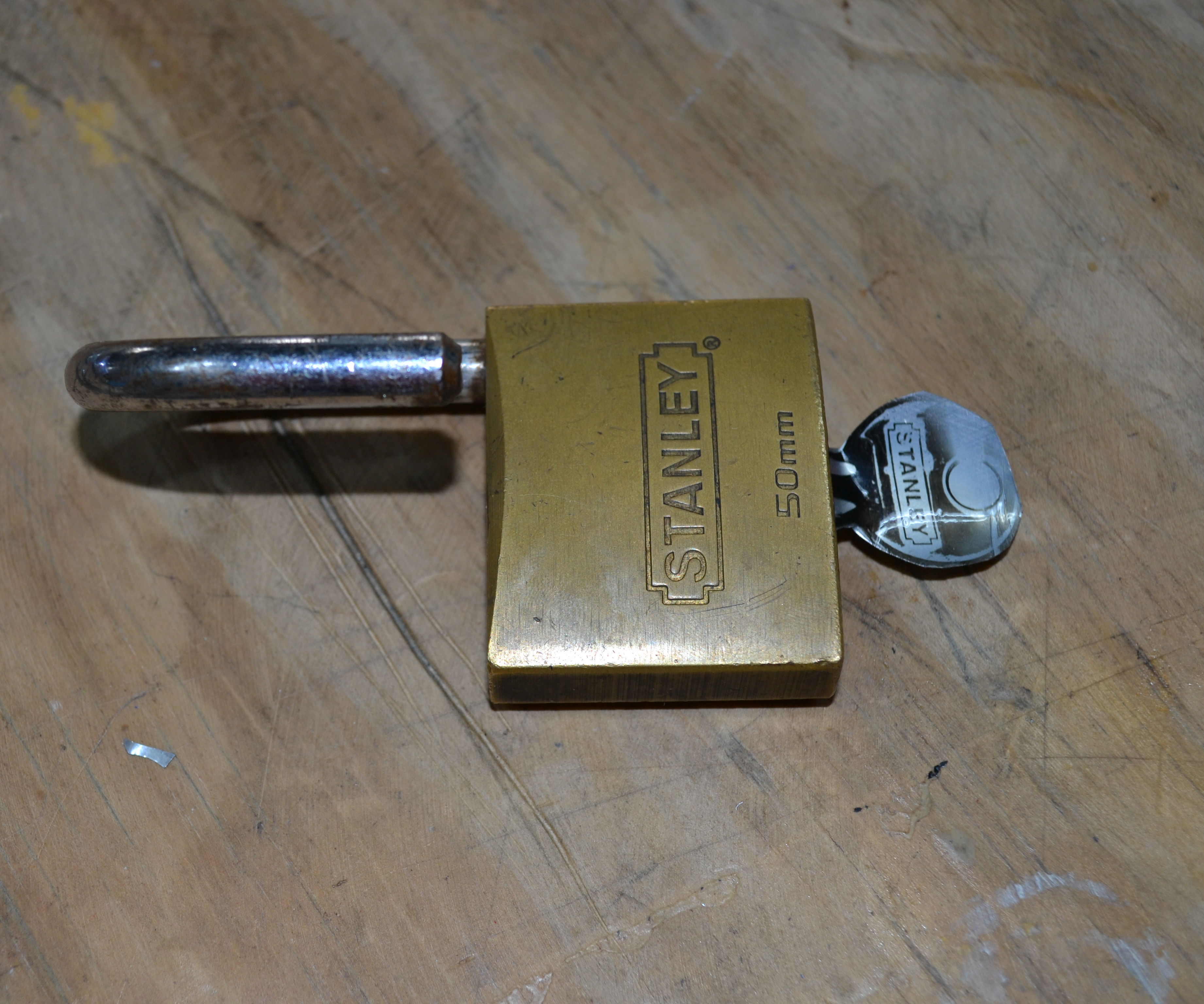 Como Hacer Copia De Llave Con Lata