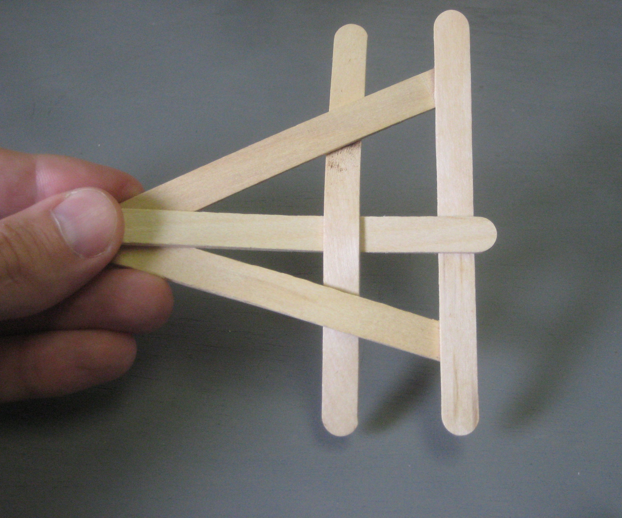 5 Second Exploding Popsicle Stick Frizbee 7 Steps (with Pictures