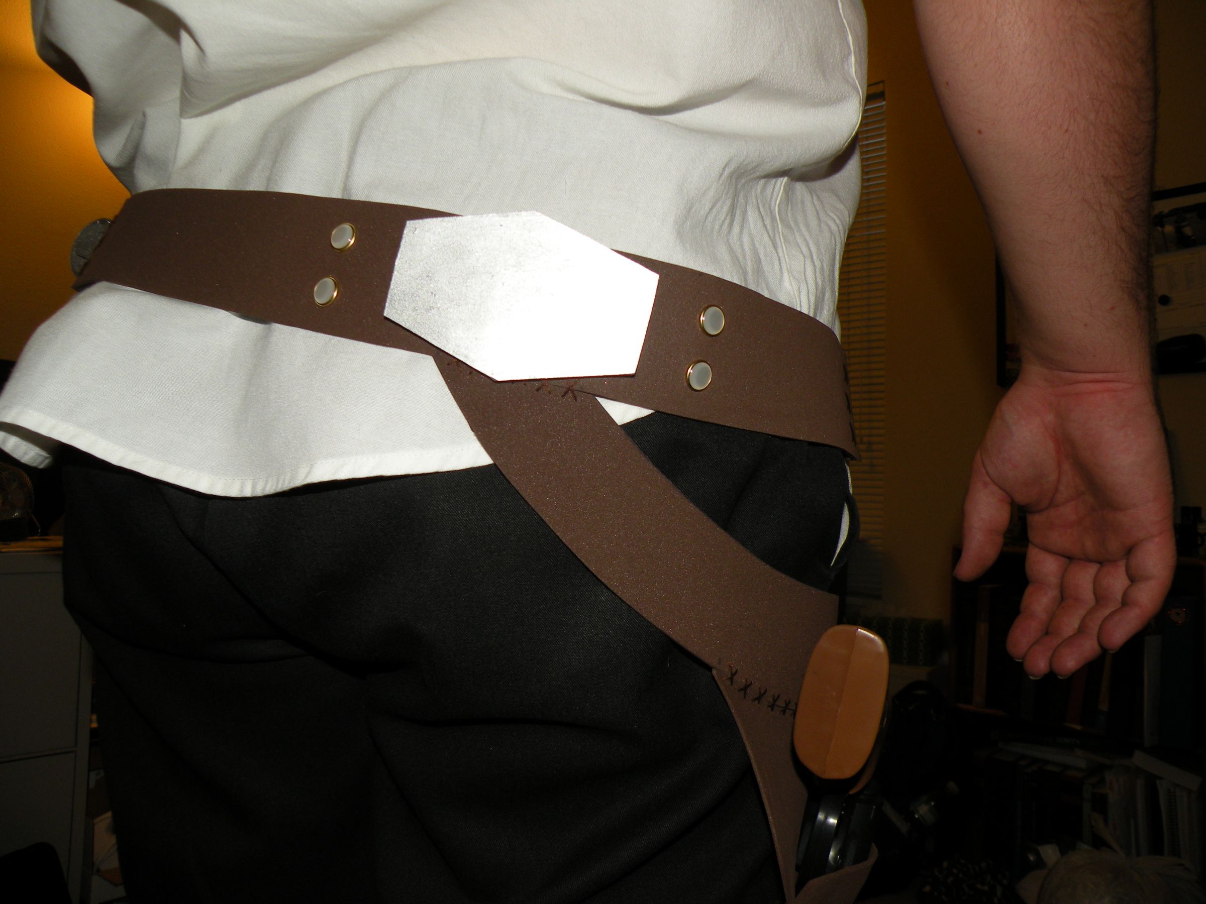 Star Wars Han Solo Belt Gun Holster 7 Steps (with Pictures