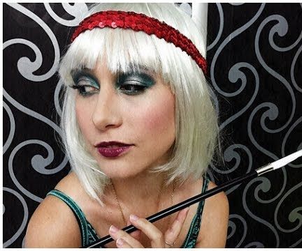 Flapper Makeup for Halloween