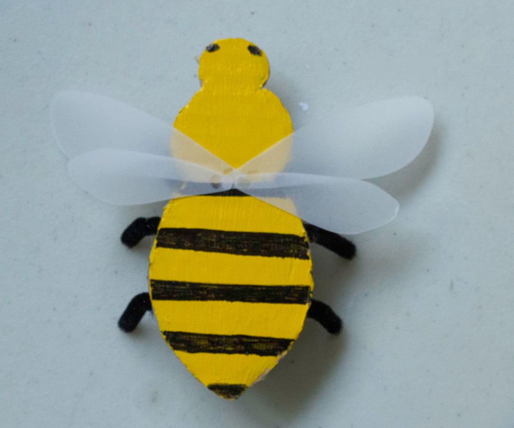 How to Make a Buzzing Bee