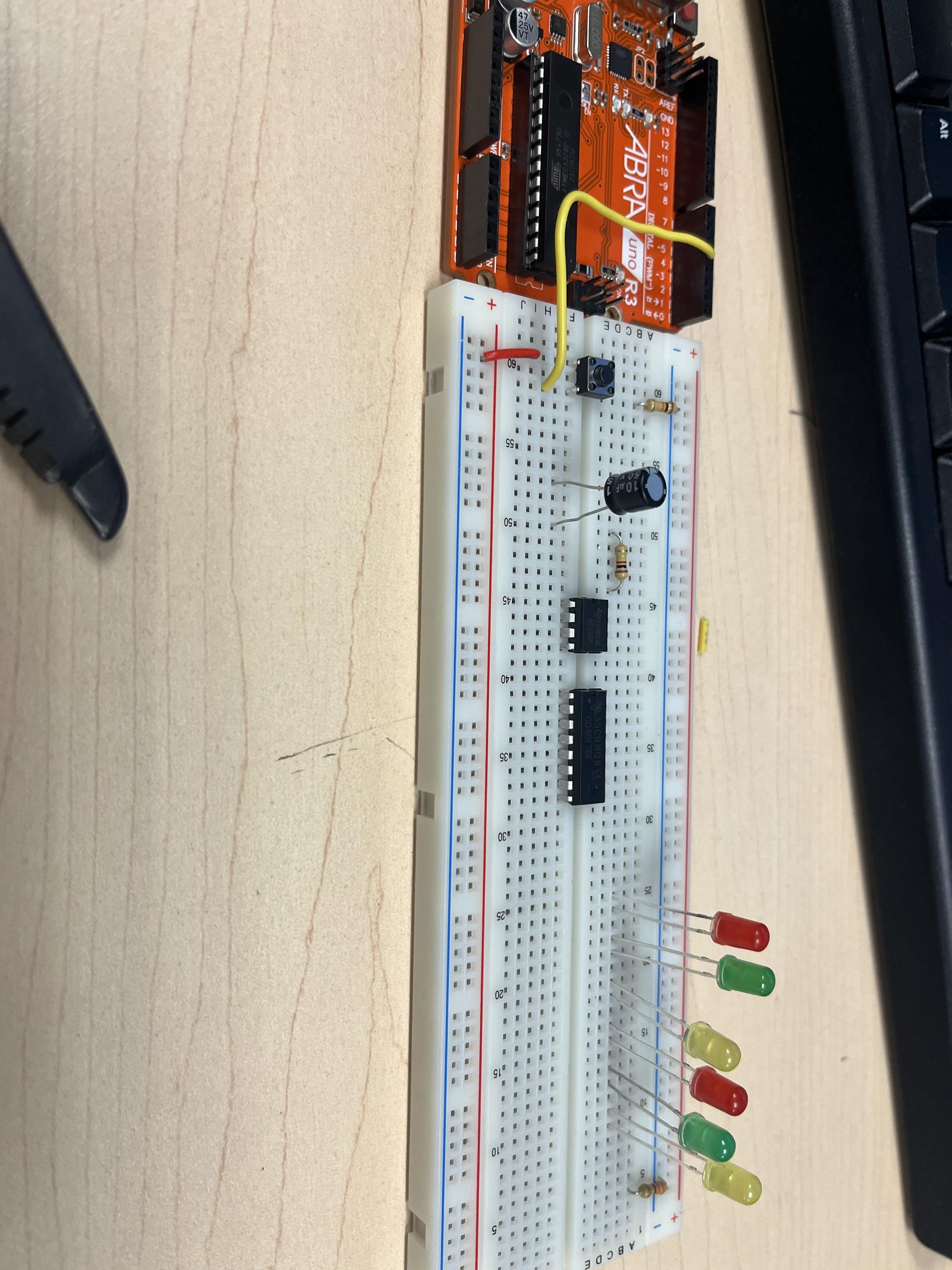 LED Chaser Game With 555 & 4017 : 7 Steps - Instructables