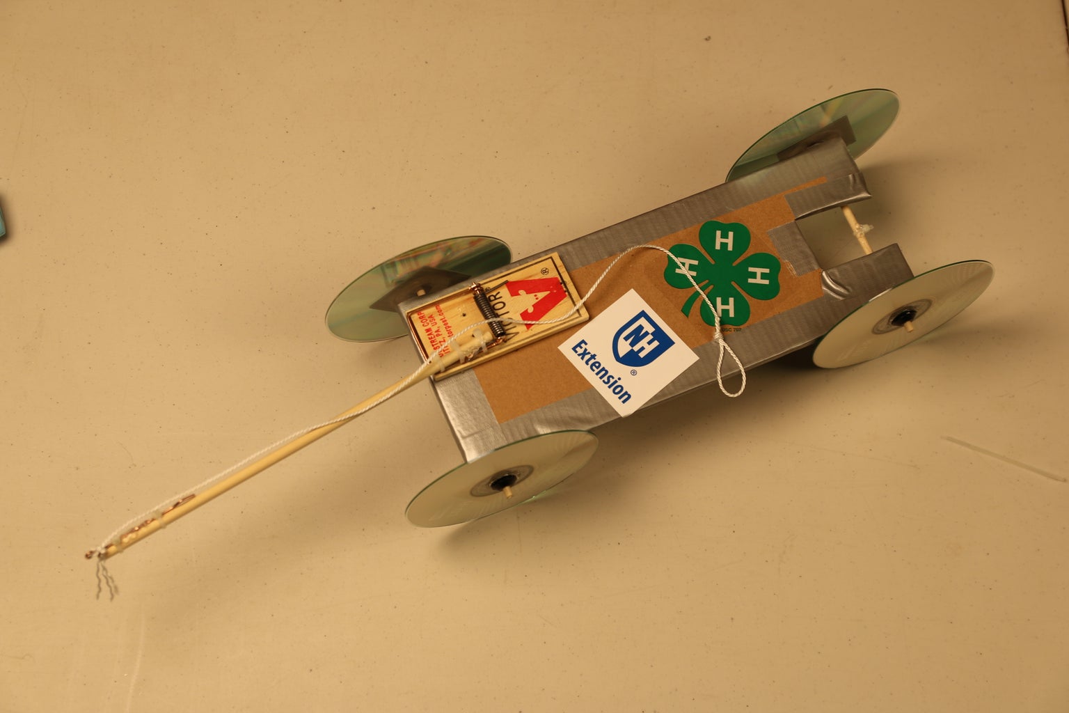 Build a Mousetrap Car : 8 Steps (with Pictures) - Instructables