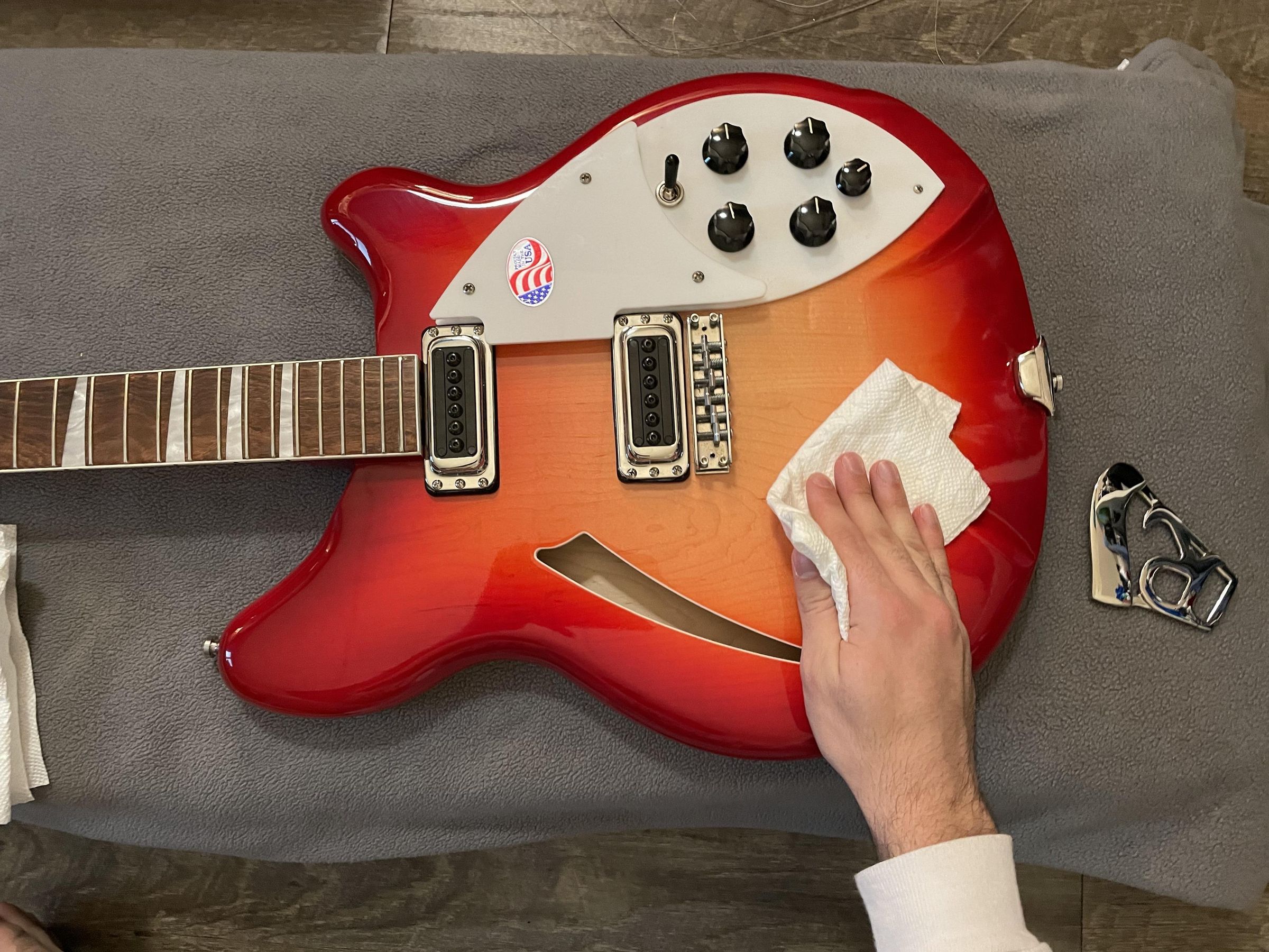 How to Change Guitar Strings 7 Steps Instructables