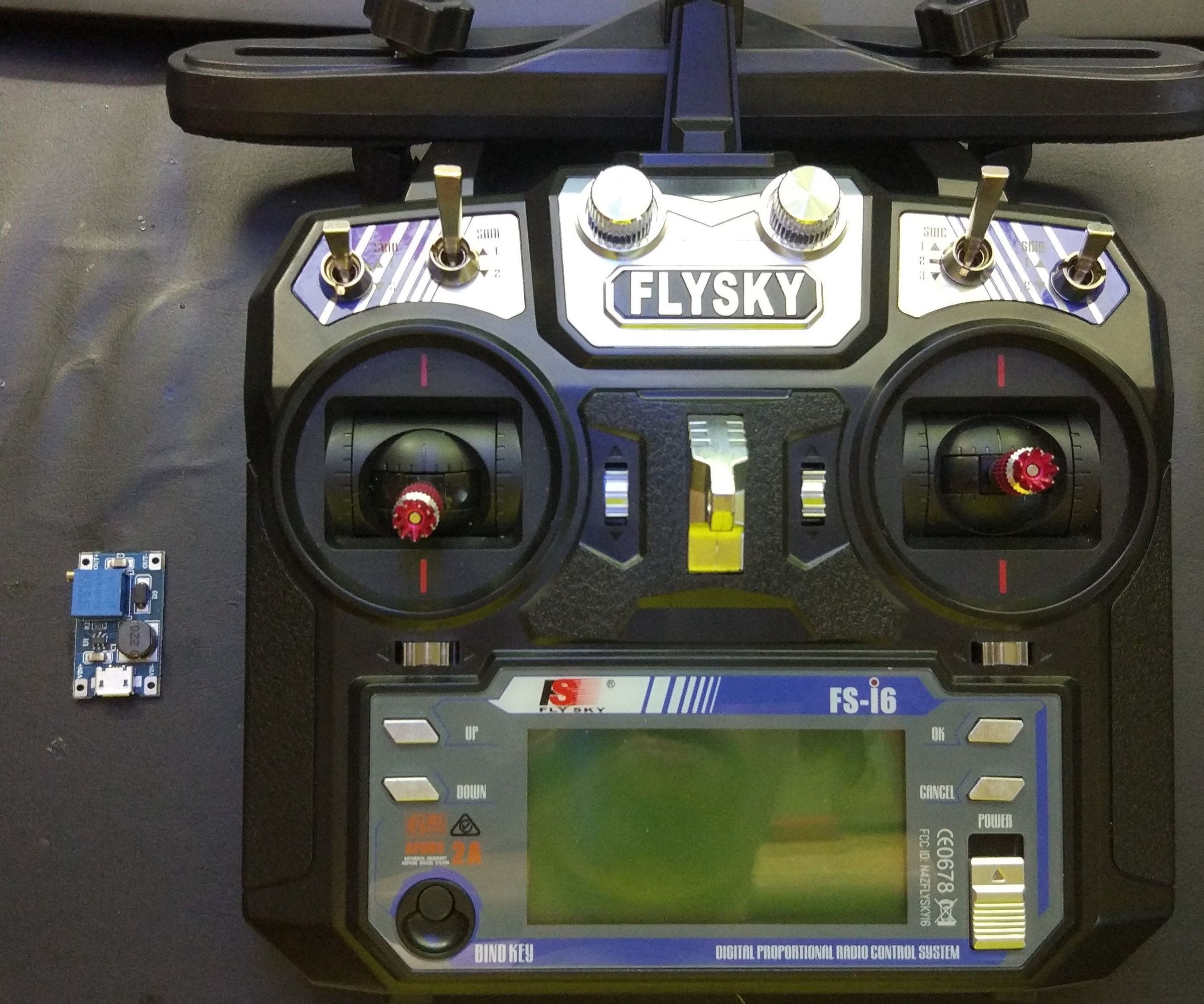 Supply the Flysky FS-I6 Controller With Micro USB or 2V to 6V Battery
