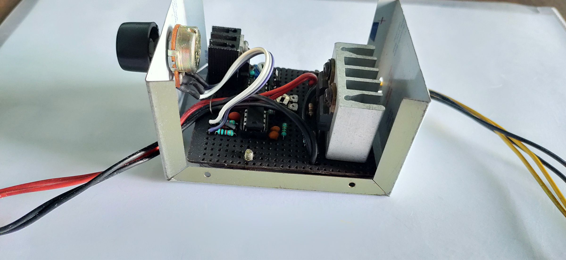 DIY Motor Speed Controller With Low Voltage Cutoff 13 Steps (with