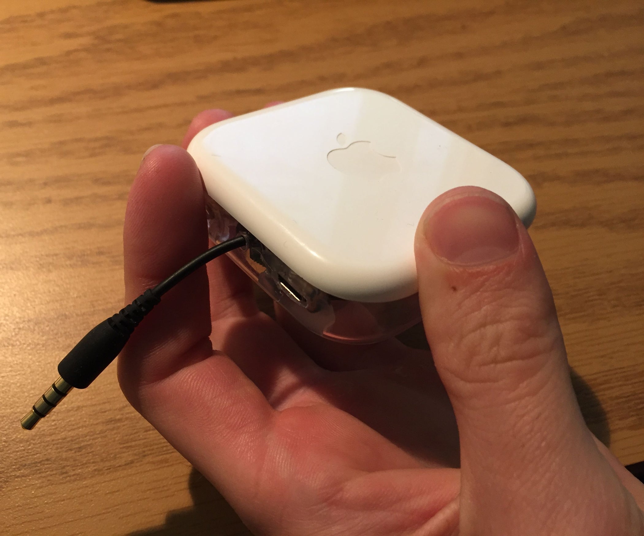 Hack Broken Earbuds Into a Bluetooth Receiver 6 Steps Instructables