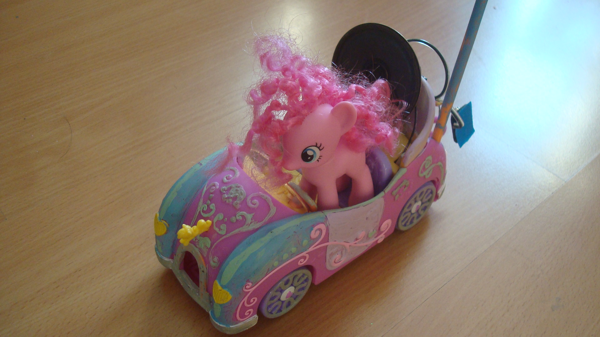 Pinkie Pie RC Car + Bass Cannon