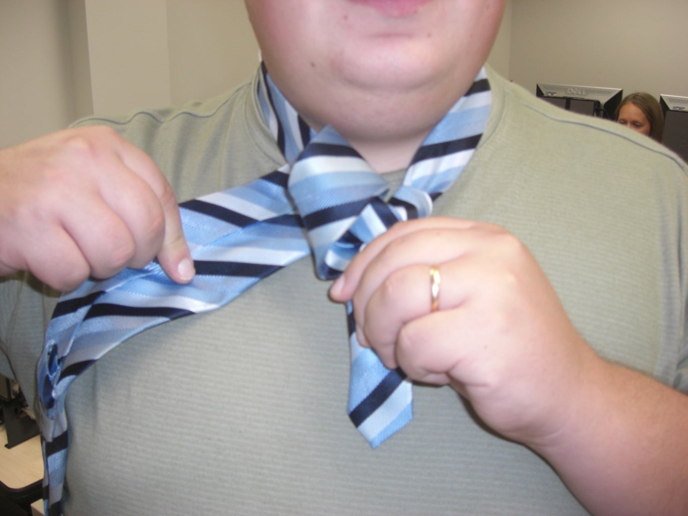 necktie double knot