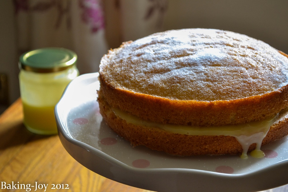 Lemon Curd Cake
