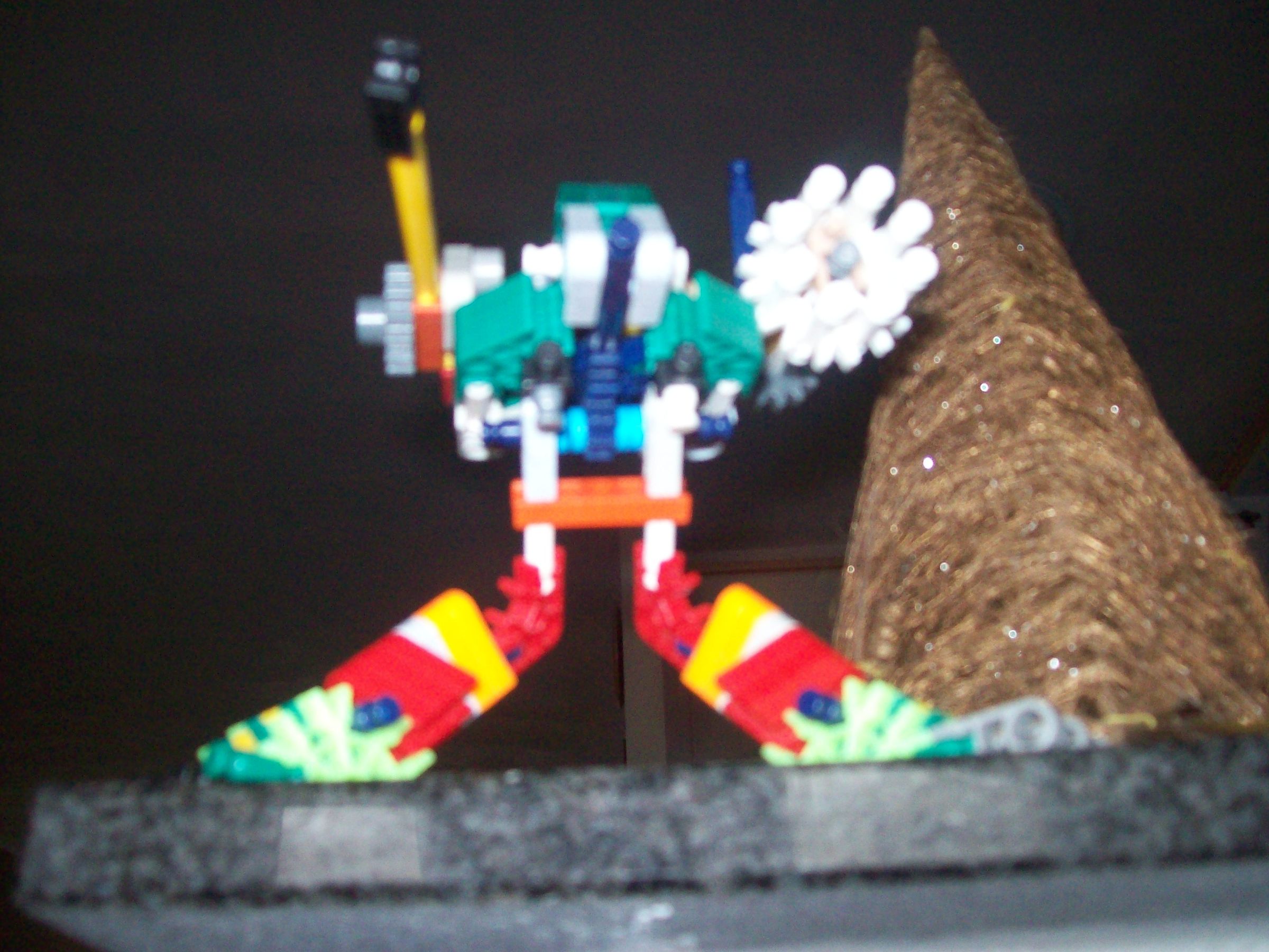 Grand Titan: a Cool Knex Mech