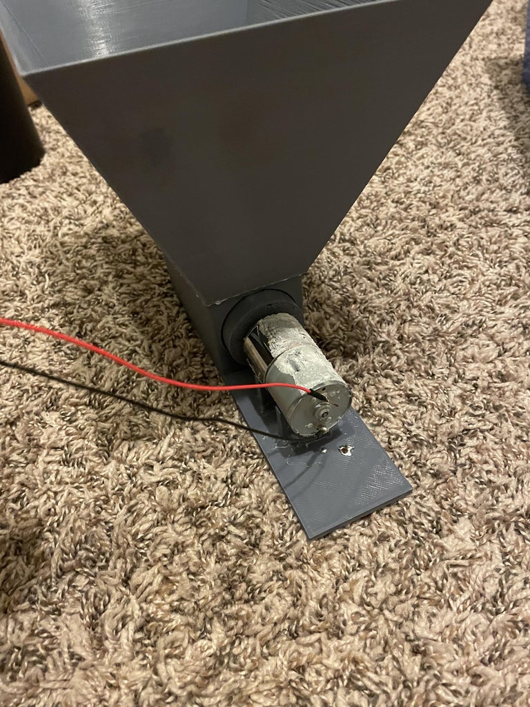 Automatic Pet Feeder : 10 Steps Circuit Diagram