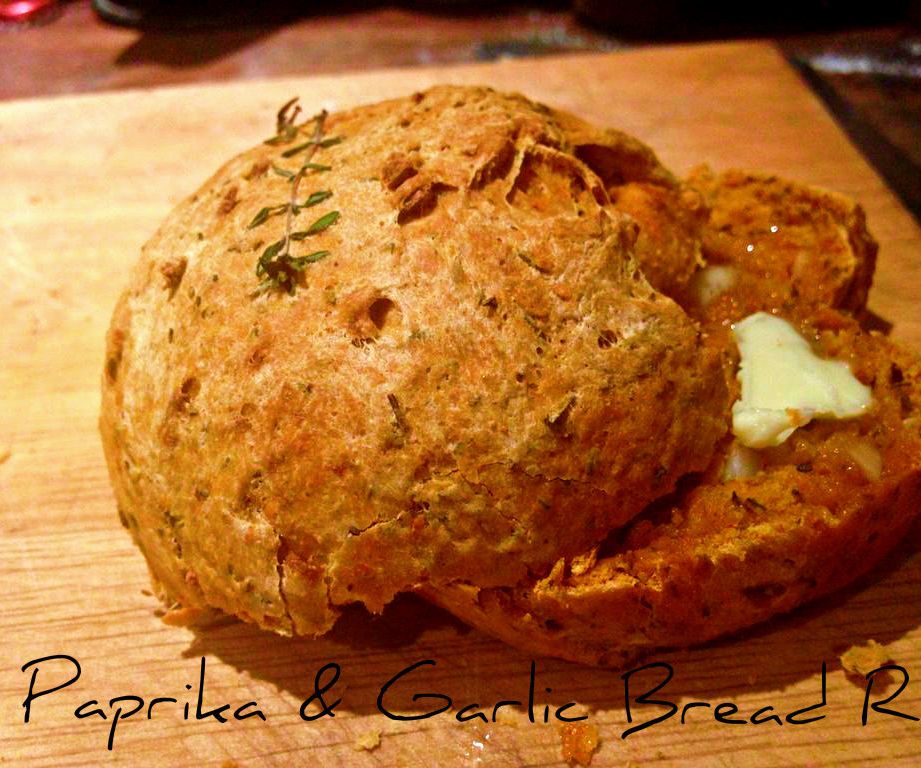 Paprika & Garlic Bread Rolls