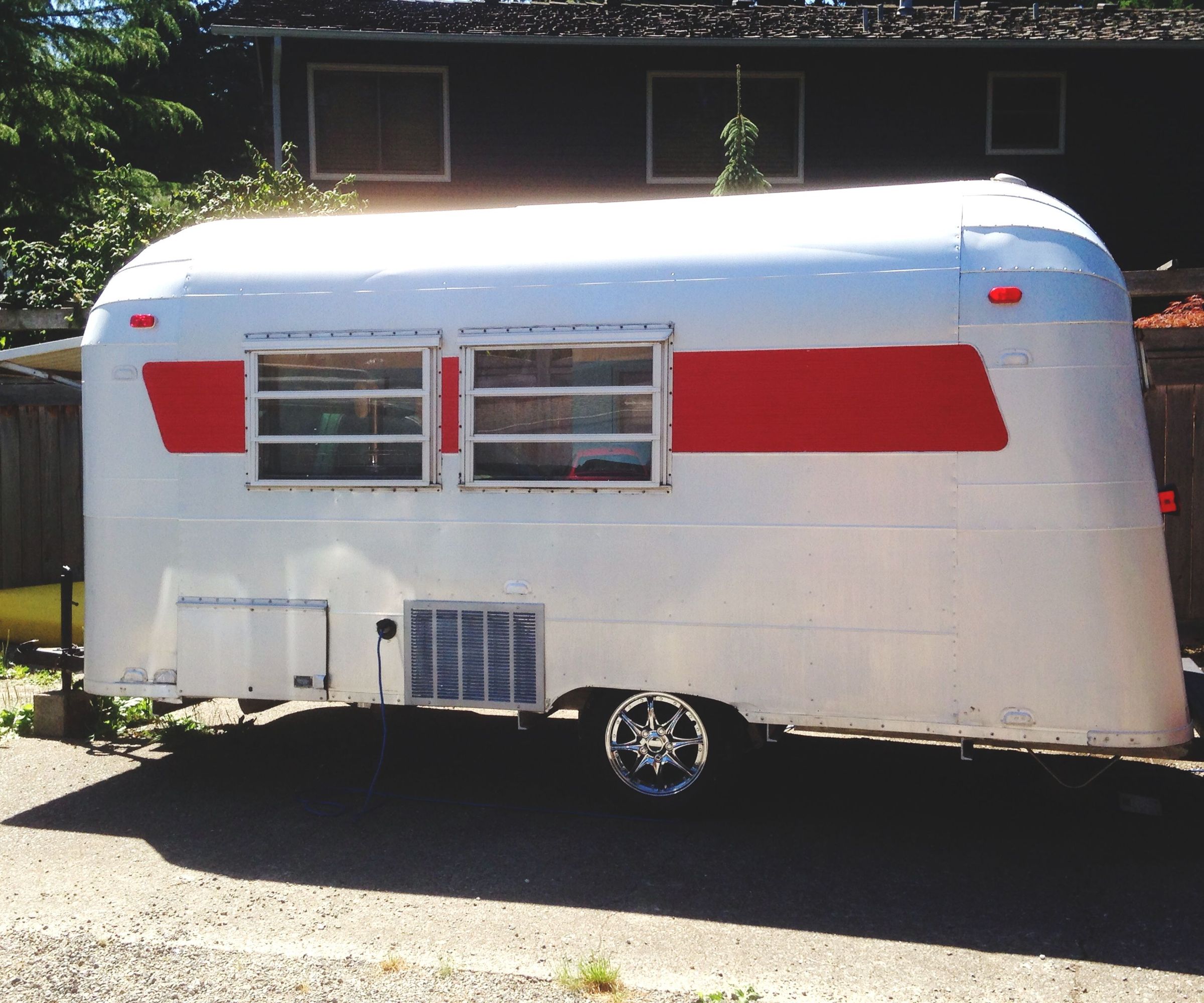Refurbishing a Vintage Travel Trailer.  