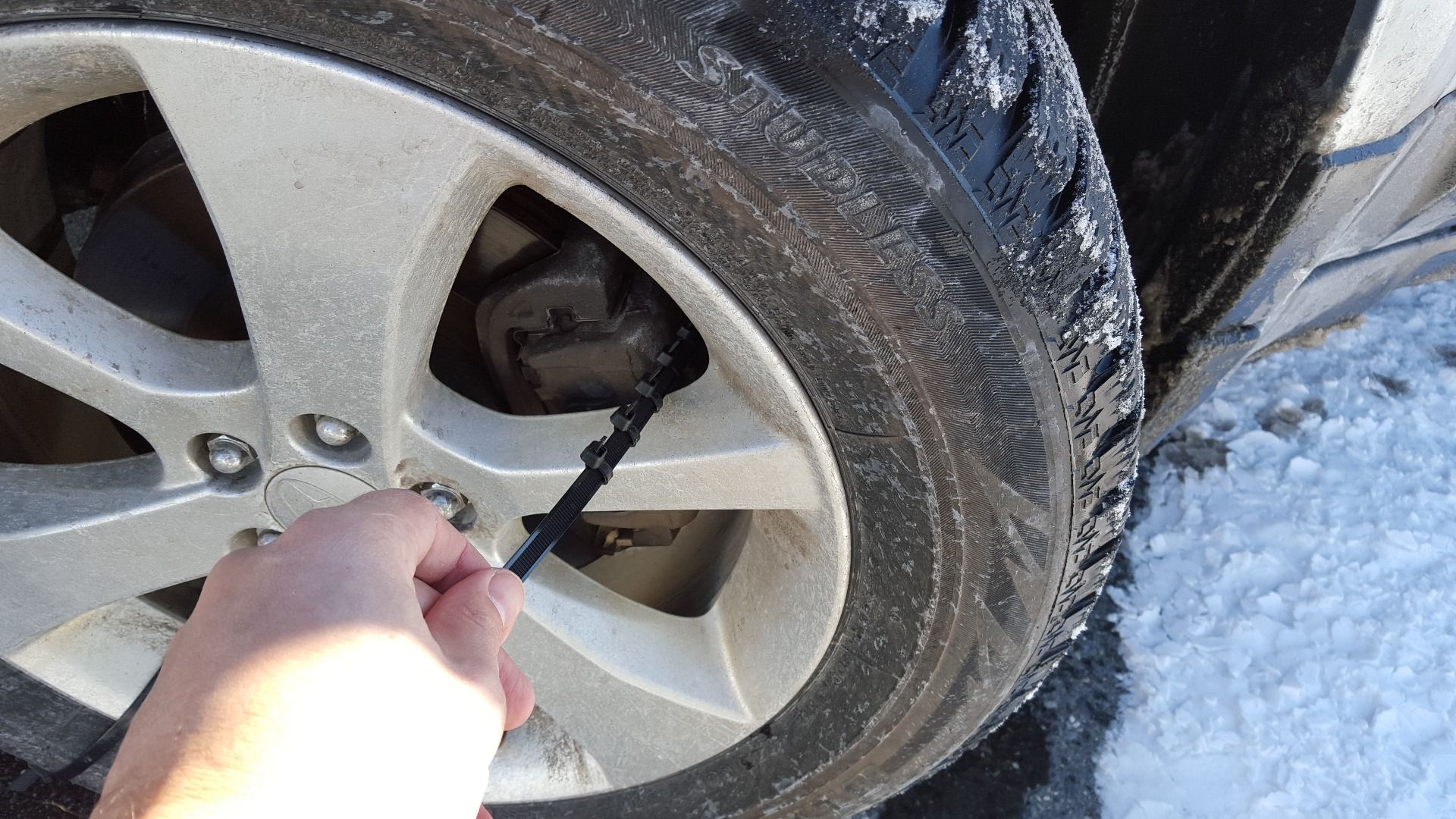 How to Make Emergency Zip Tie Snow Chains 4 Steps (with Pictures
