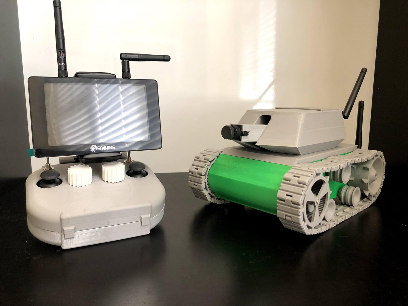 3D Printed FPV Arduino RC Tank With Controller : 4 Steps (with Pictures ...