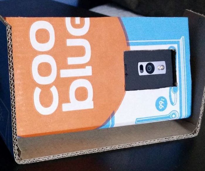 Smartphone Cardboard Camera Stand