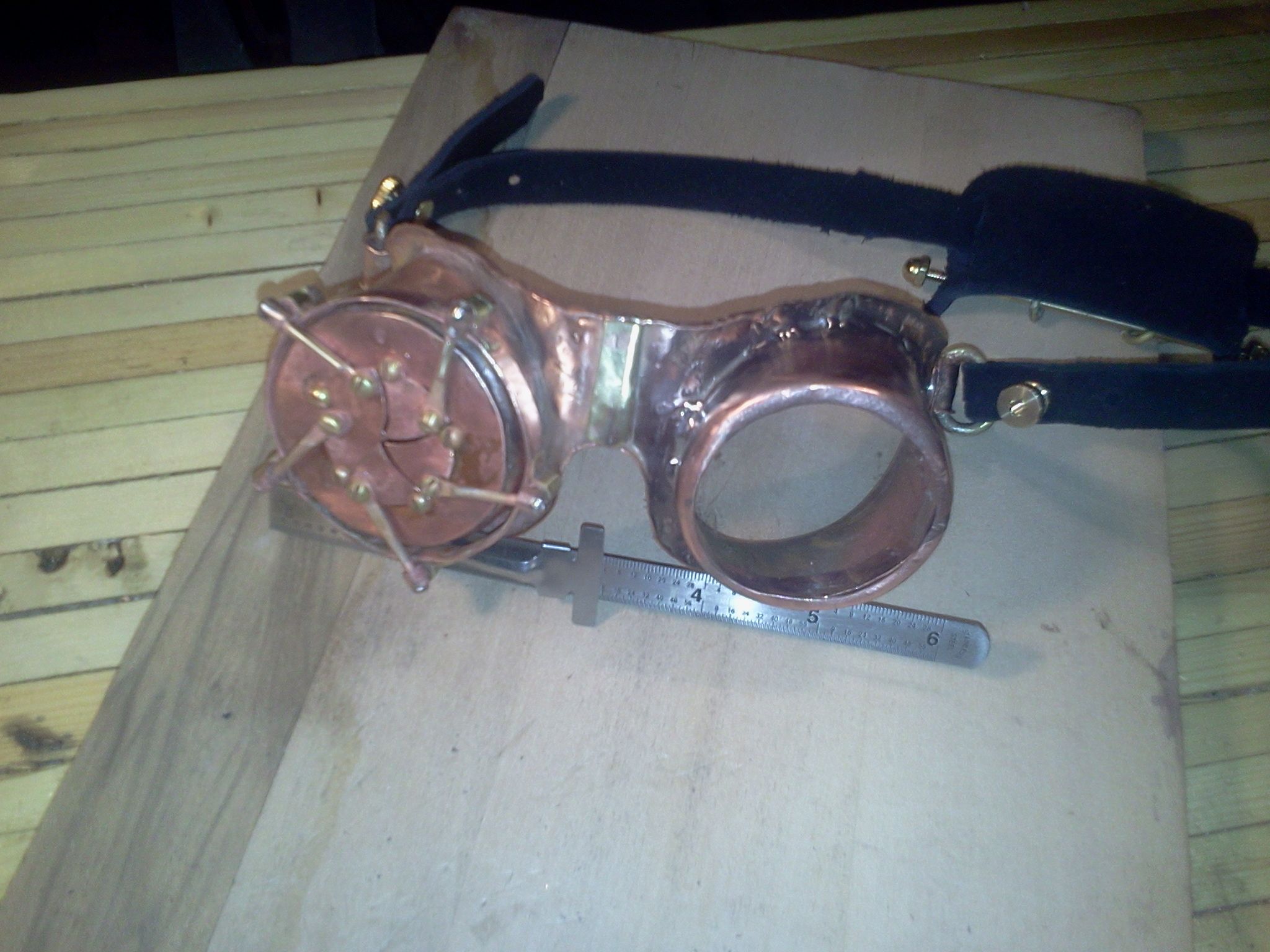 Steampunk Goggles With Mechanical Iris