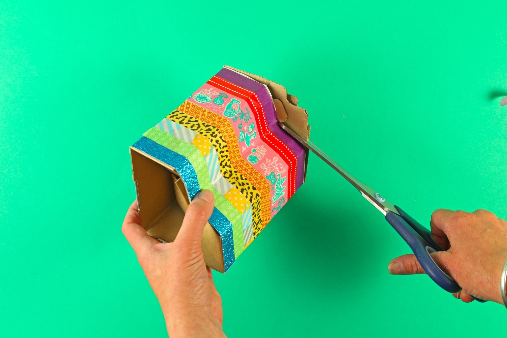 DIY Thirsty Plant Pot 11 Steps Instructables