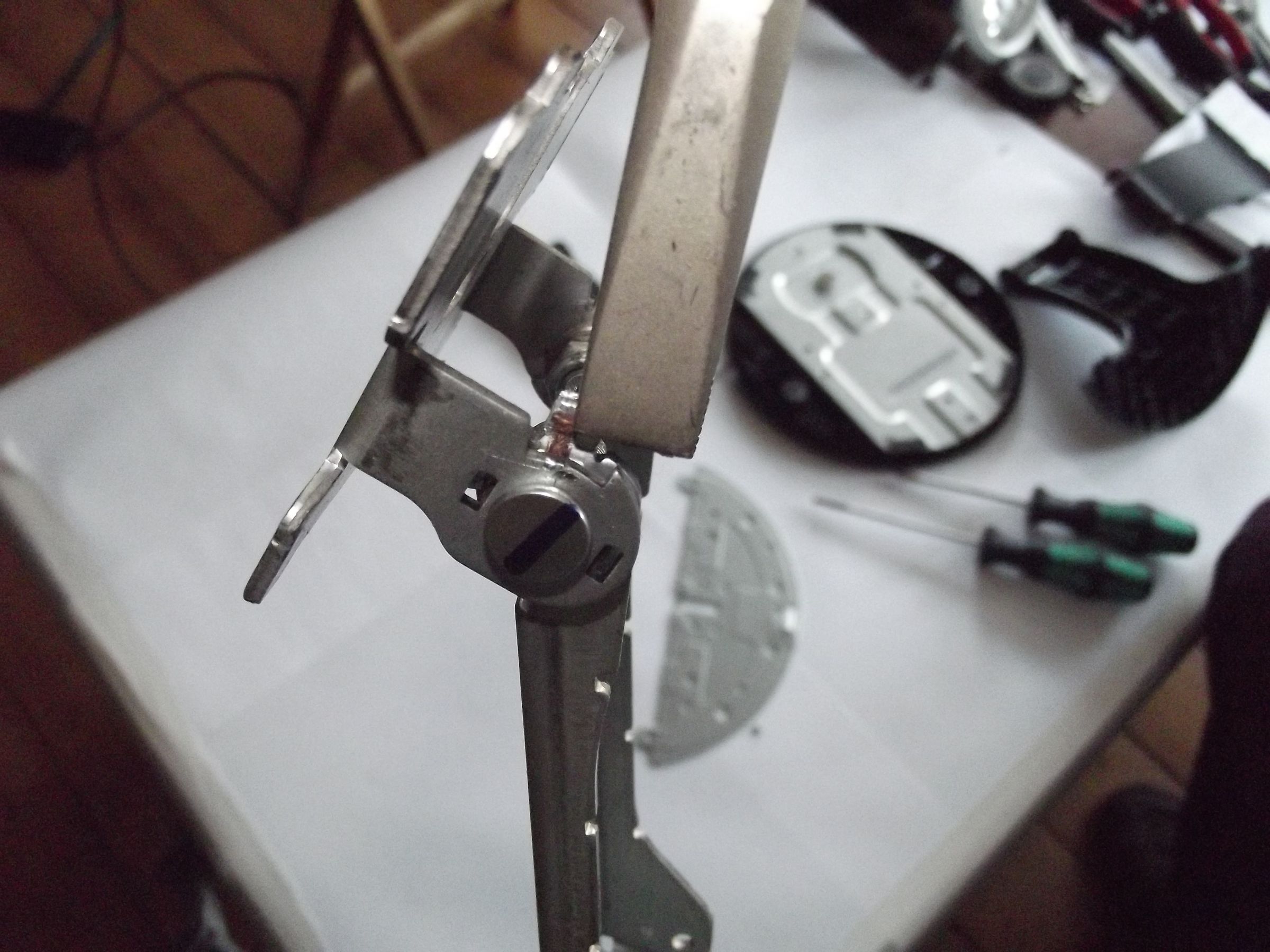 Varifocal Triple Monitor Stand 10 Steps (with Pictures) Instructables