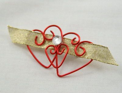 Wire Heart Valentine's Brooch