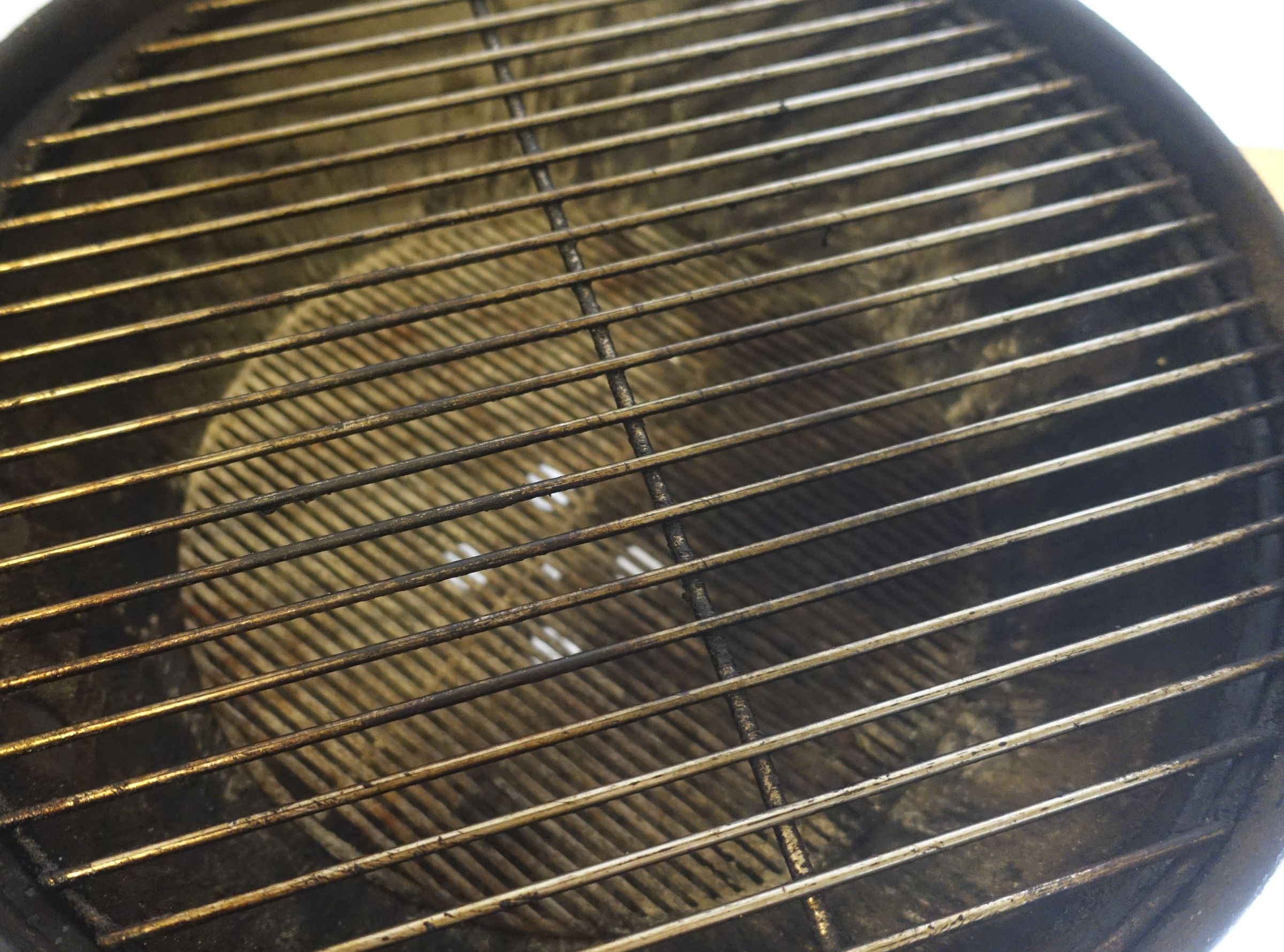 KSSmokeyJoeGrilltuning 4 Steps Instructables