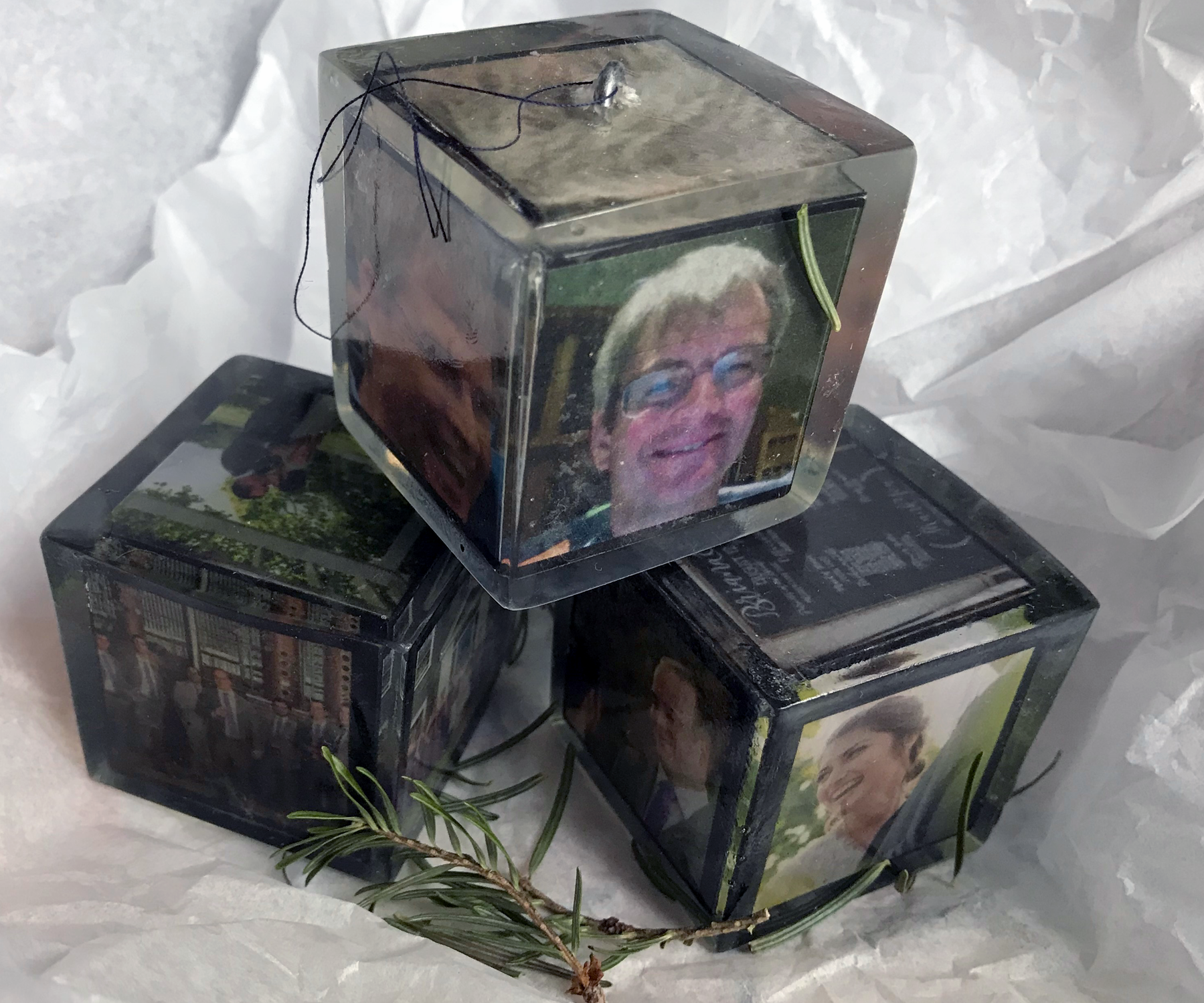 Photo Cube in Resin
