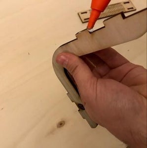 Assemble the Corners (1/2)