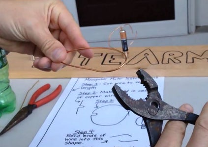 Simple Motor Project (Battery + Magnet = FUN)