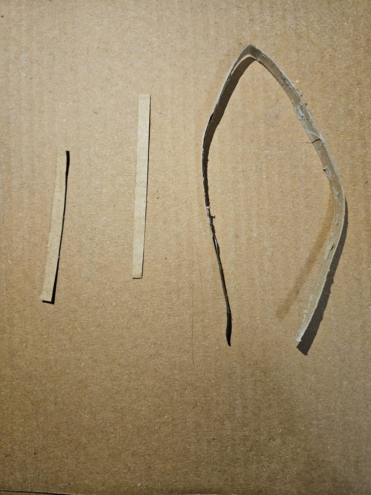 Cardboard Karambit 8 Steps Instructables